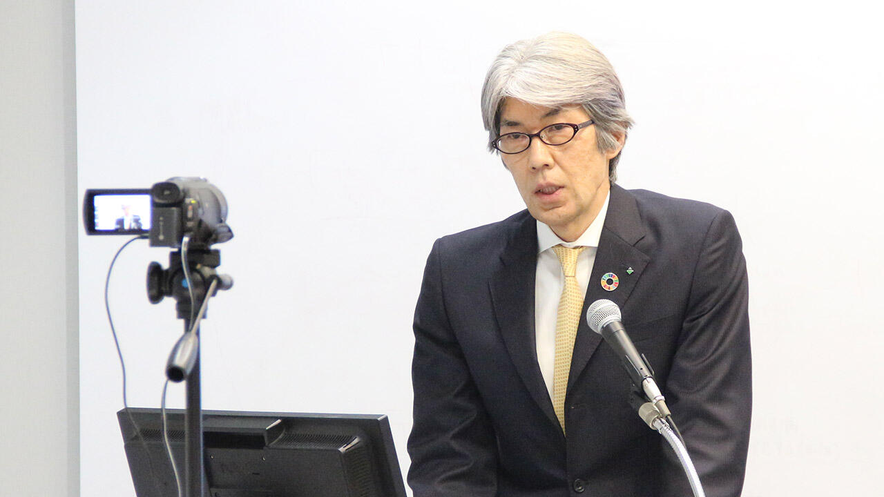 全社一丸となってデジタル変革に取り組んでいくと挨拶する大林組常務執行役員の佐藤